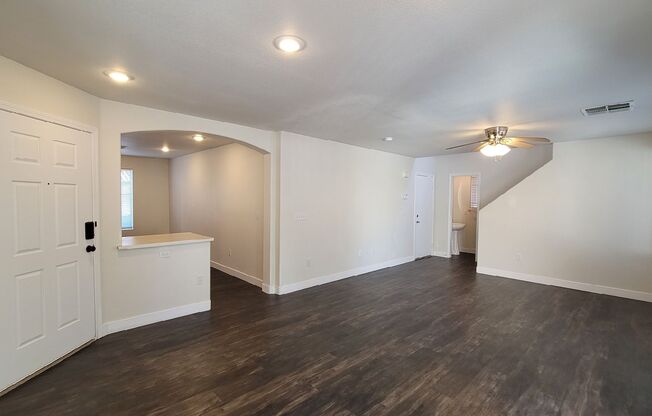 9444 Grandview Spring - 4 bedrooms , 2.5 bathrooms , 1367 SQFT