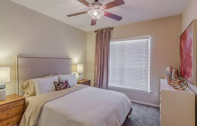 Gorgeous Bedroom at Wind Dance, Carrollton