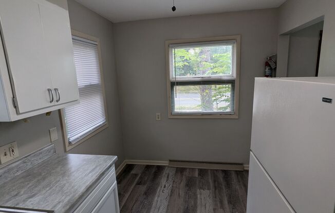 1 bed, 1 bath, $750, Unit 1