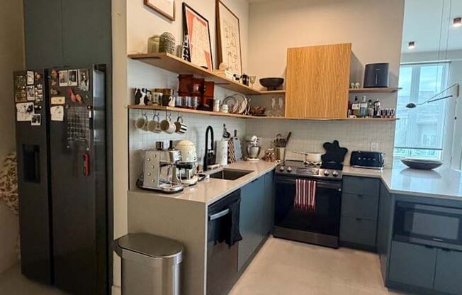 2 beds, 2 baths, 900 sqft, $2,395, Unit 3E