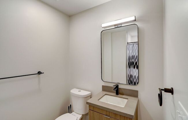 1 bed, 1 bath, 120 sqft, $1,325