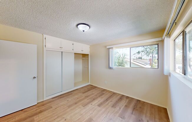 2 beds, 1 bath, $1,995