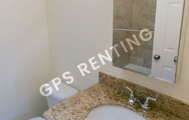 3 Bedroom Townhome In Delridge Available Now!