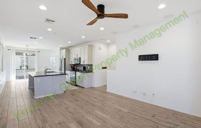 Modern Gilbert Lakeview Townhome in The Lakes at Annecy