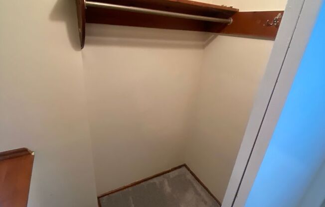 4 beds, 2.5 baths, $4,199