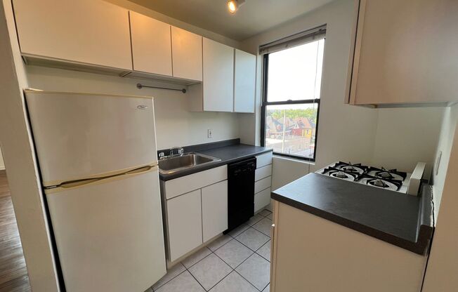 147 S. Negley Ave. Friendship, PA 15206