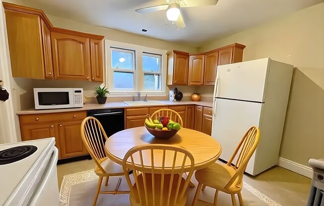 2-6 N River St