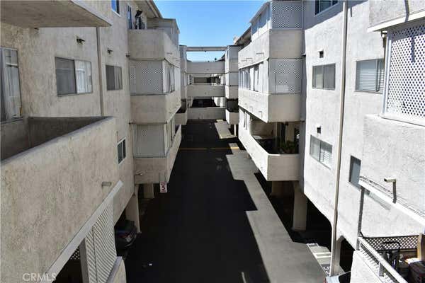 2 beds, 1 bath, 800 sqft, $2,300, Unit UNIT 210A