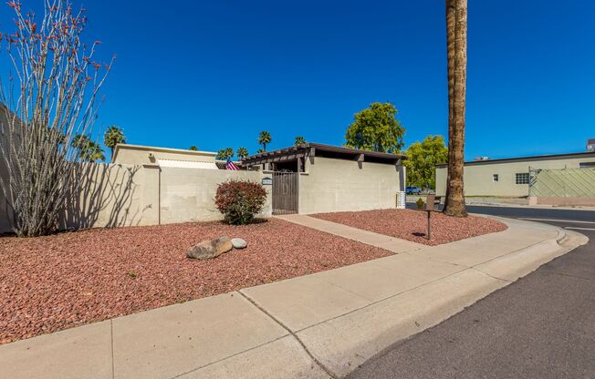 Renovated 3 bedroom available in Litchfield Park!