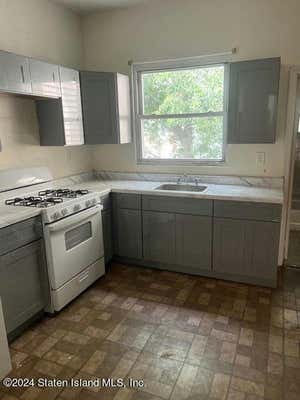 1 bed, 1 bath, 1,000 sqft, $1,900