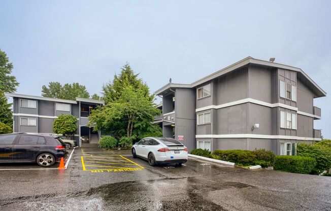 1 bed, 1 bath, 700 sqft, $1,495, Unit Unit 113