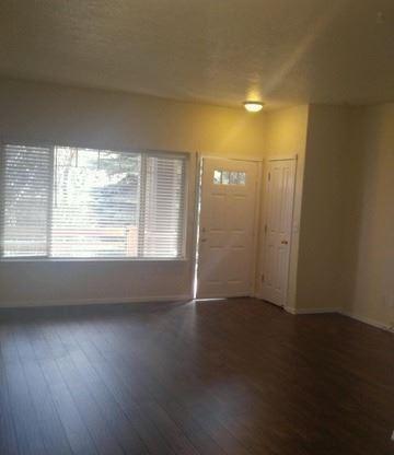 3 beds, 2 baths, 1,342 sqft, $2,250, Unit ogd1224