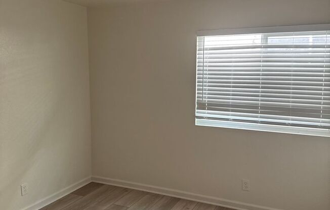 ALS-1150-GROVE AVENUE