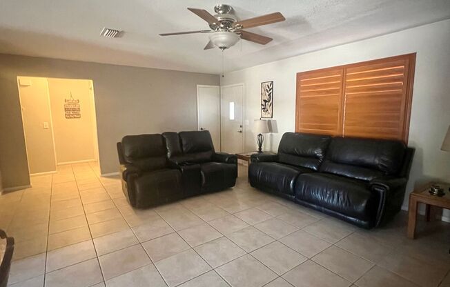 3 beds, 2 baths, $1,900