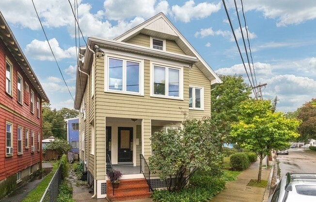 26 COLUMBUS AVE