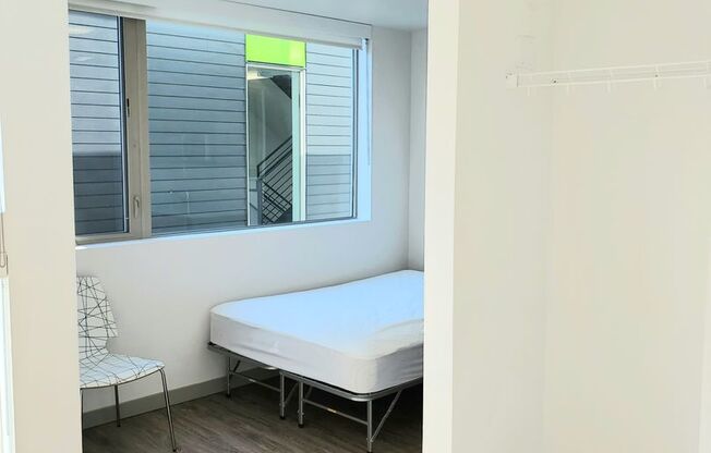Studio, 1 bath, 167 sqft, $1,049, Unit D211