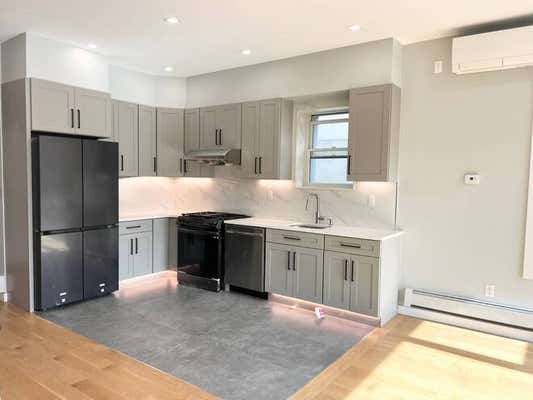 945 77 ST