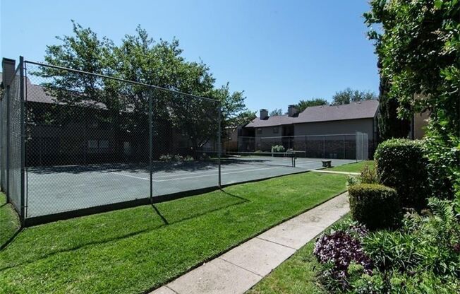 1 bed, 1 bath, $1,350, Unit #2054