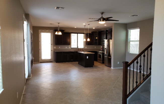1671 W FLAMINGO DR