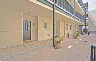 2 beds, 2 baths, $3,200