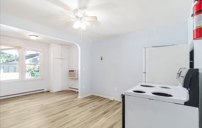 407 Hamilton