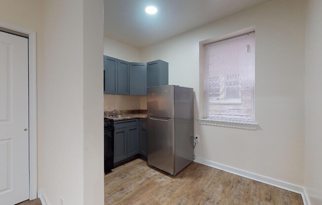 Studio, 1 bath, 296 sqft, $955, Unit 1-D