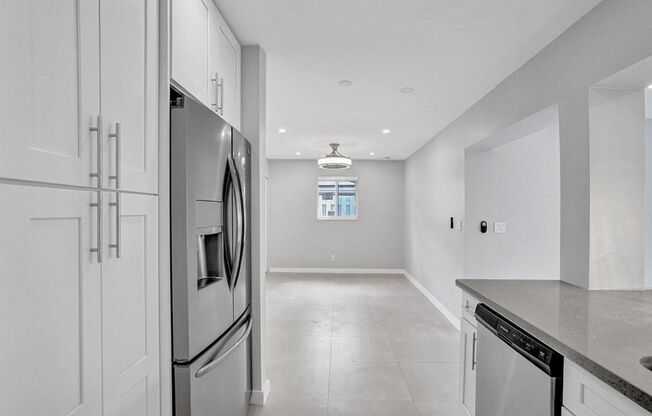 Large 4BD/3BA + Office | Renovated and updated, Single-Family Home – Hollywood, FL | NO HOA