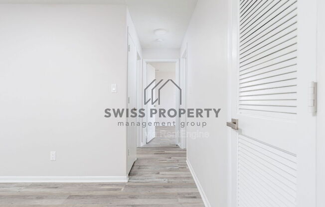 1 bed, 1 bath, 750 sqft, $1,100, Unit 205