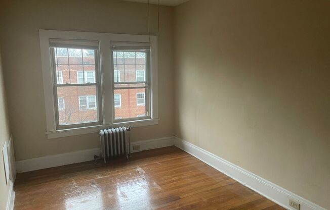 1 bed, 1 bath, 465 sqft, $1,050, Unit 20