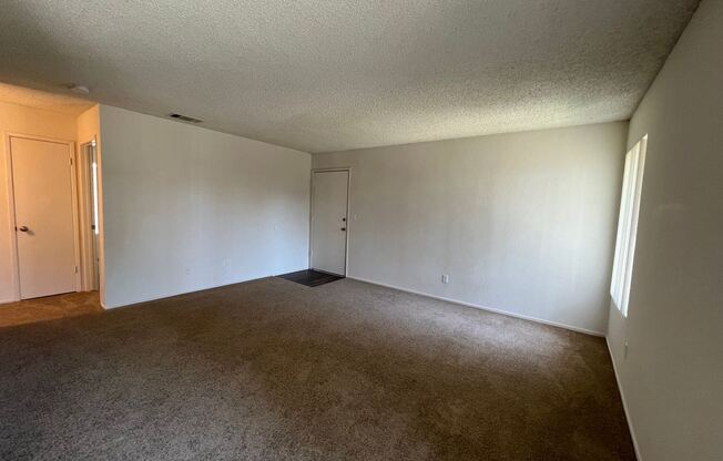 3762 North Cedar