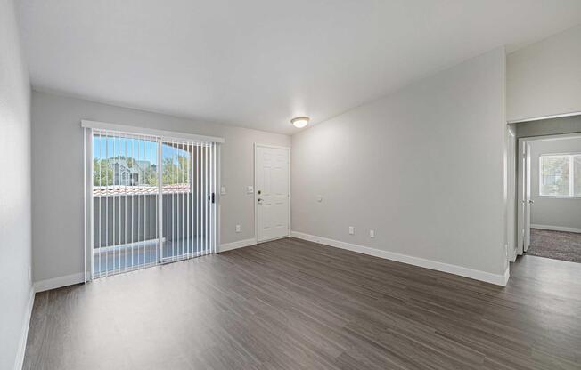 2 beds, 2 baths, 1,052 sqft, $1,605