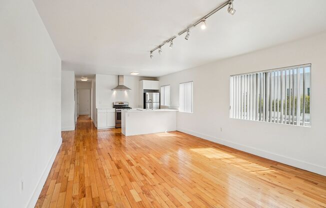 1006 N. NEW HAMPSHIRE AVE.