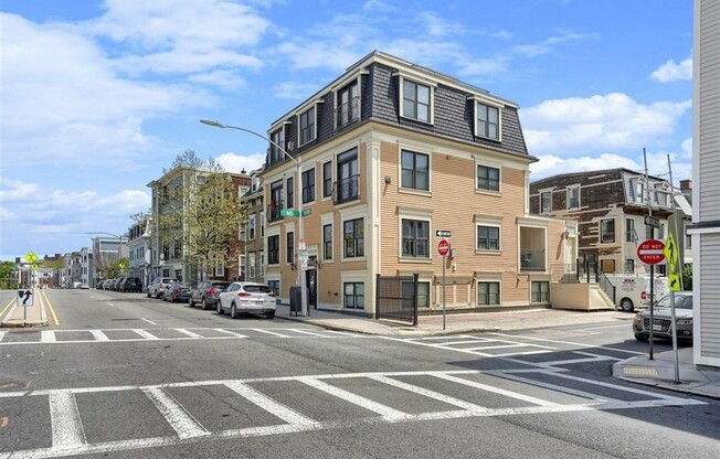 360-362 Dorchester St #3