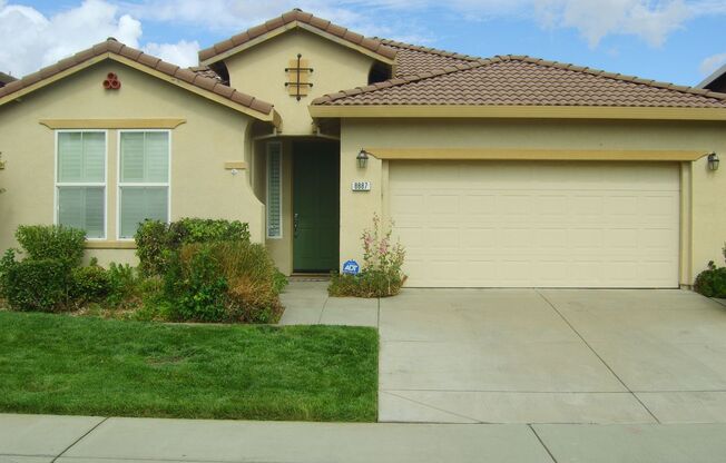 Lovely home, gardener, some utilities included