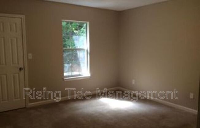 1629 PARK TER