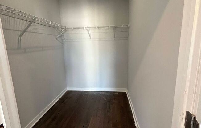 1 bed, 1 bath, 753 sqft, $1,700, Unit Unit 301