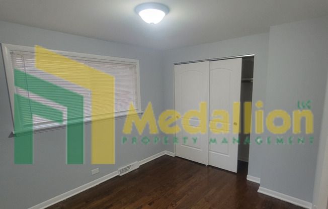 3 beds, 2 baths, $2,100