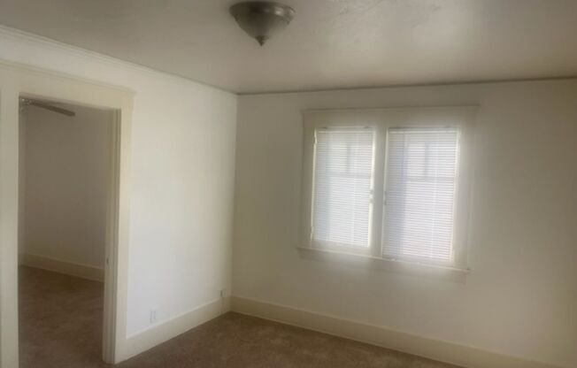 1 bed, 1 bath, $1,975, Unit 228