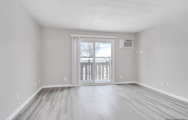 2 beds, 1 bath, 625 sqft, $1,099, Unit 1012 - 3C