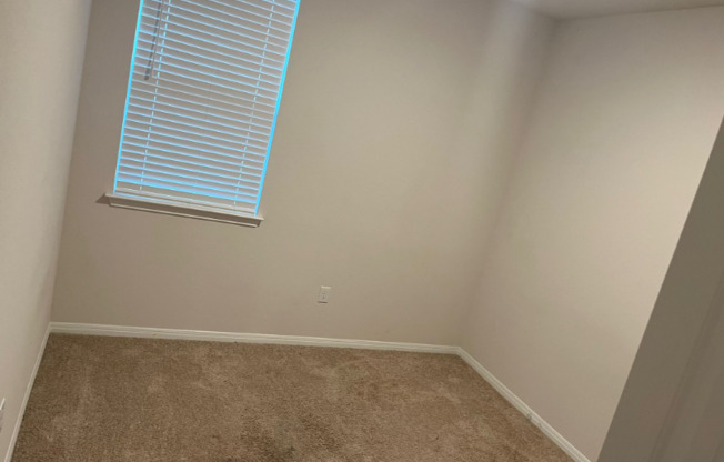 109 BRODY LN
