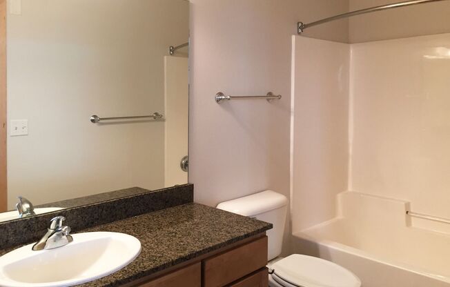 2 beds, 2 baths, $2,475, Unit Suite 1-304