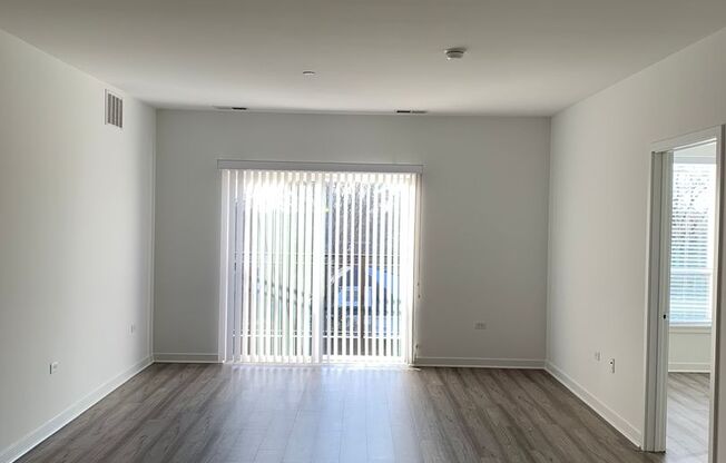 2 beds, 2 baths, 1,184 sqft, $3,155, Unit 423