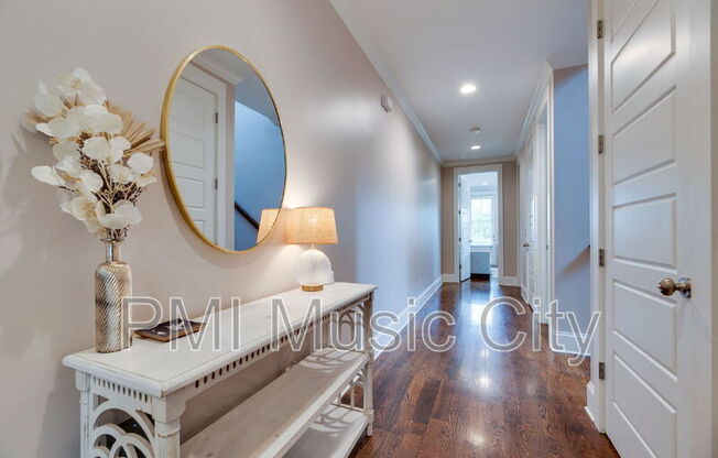 4604 B MICHIGAN AVE