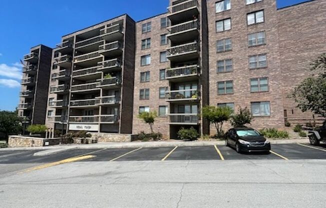 2 beds, 2 baths, $1,500