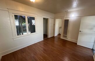 Studio, 1 bath, $1,050, Unit Unit 5