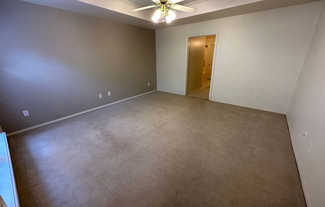 Spacious 2/2/2 townhome