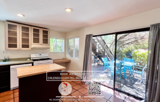 Garden oasis 2 bedroom with wrap around yard walking distance to UC Berkeley Campus!