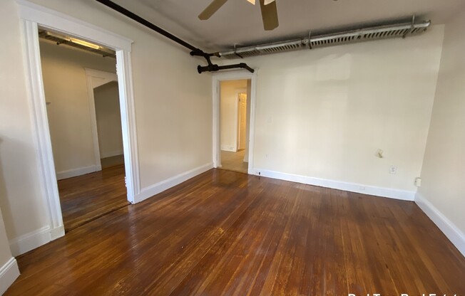 9 BARROWS ST