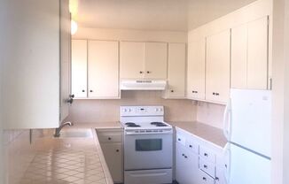 2 beds, 1 bath, 900 sqft, $2,500