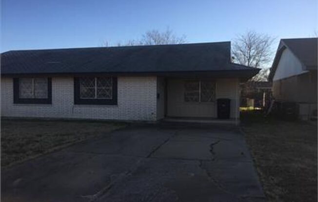 Beautiful duplex in Moore for rent!